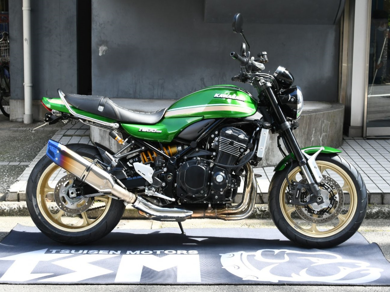 カワサキZ900RSタイガーカラーカスタム車土佐の地へ嫁ぐ